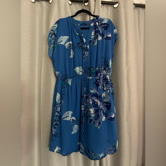 Apt. 9 Dresses & Skirts - Apt. 9 Vibrant Blue Floral Midi Dress